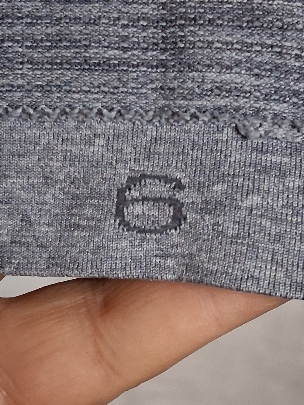 Lululemon Swiftly Tech Racerback Tank Top Slate White Gray Sz 6 EUC - Picture 4 of 7